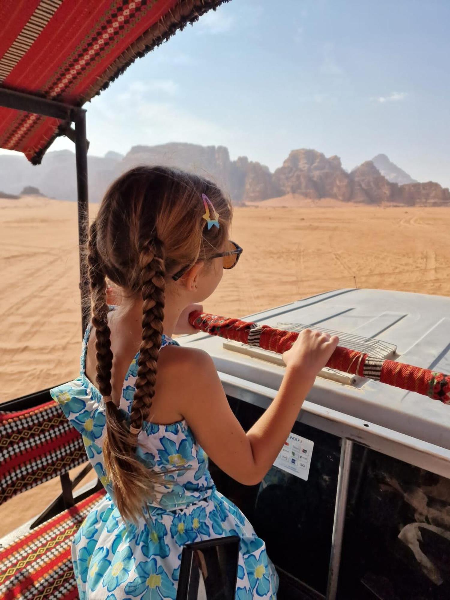 Adel Rum Camp Bubbles Wadi Rum Ngoại thất bức ảnh