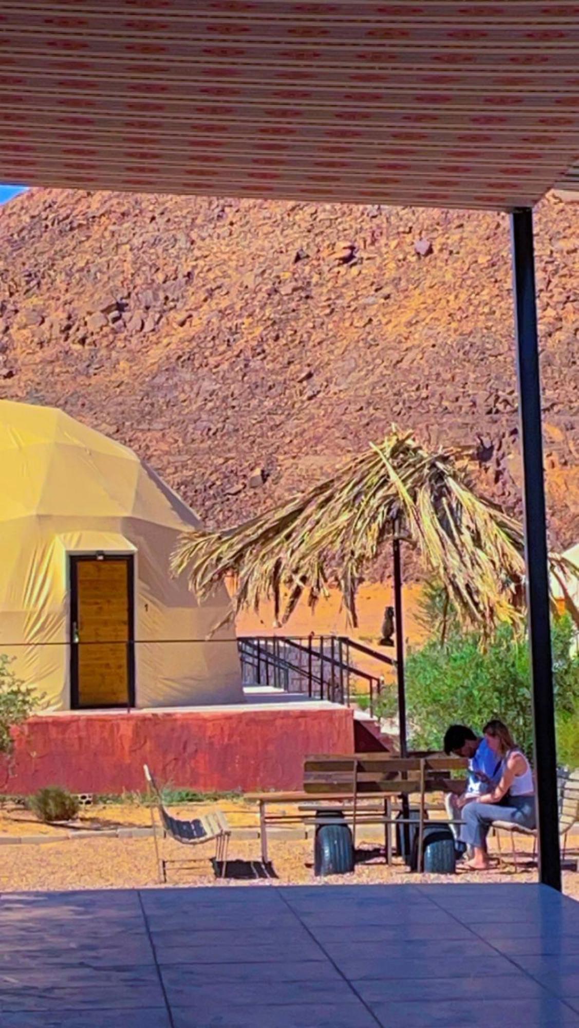 Adel Rum Camp Bubbles Wadi Rum Ngoại thất bức ảnh