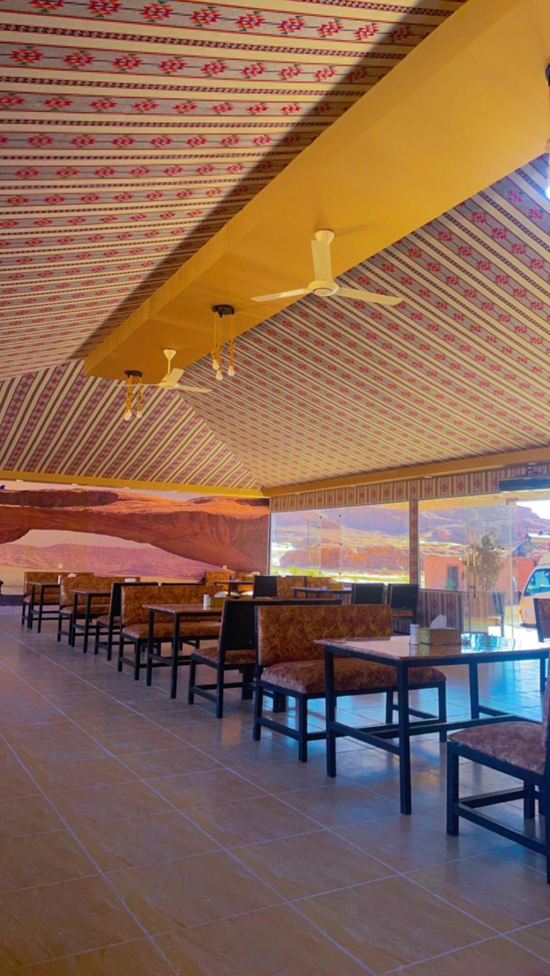 Adel Rum Camp Bubbles Wadi Rum Ngoại thất bức ảnh