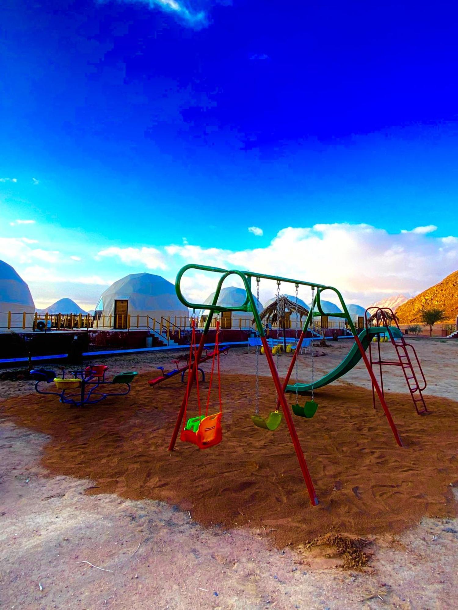Adel Rum Camp Bubbles Wadi Rum Ngoại thất bức ảnh