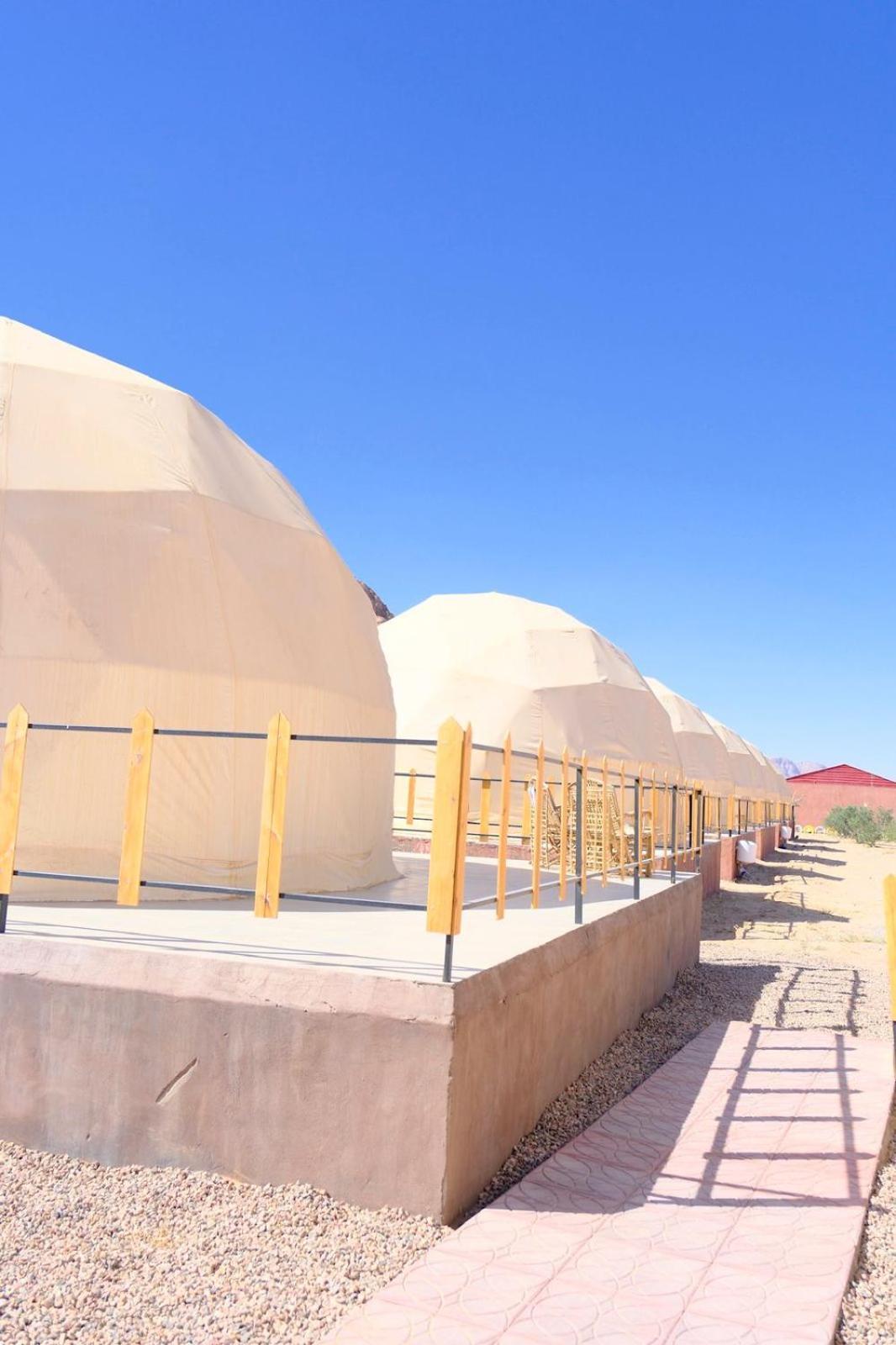 Adel Rum Camp Bubbles Wadi Rum Ngoại thất bức ảnh