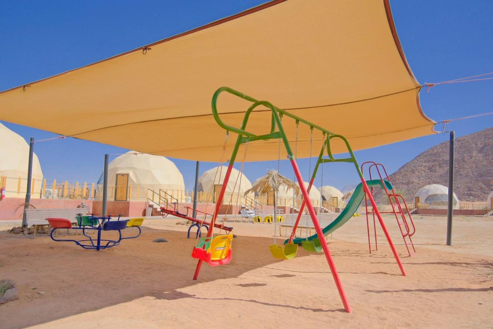 Adel Rum Camp Bubbles Wadi Rum Ngoại thất bức ảnh
